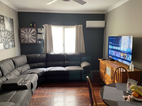 Living room  with netflix, kayo sports and NBN 
