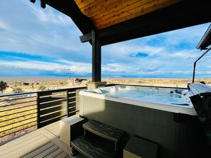 Hot tub!
