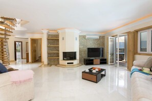 Villa Falesia Mar image
