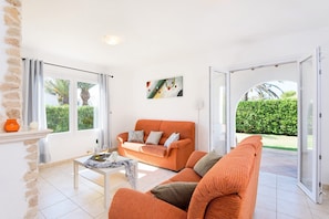 Villa Carianne image