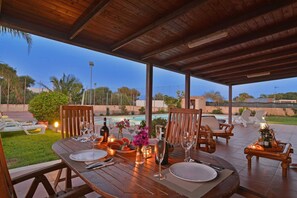 Villa Garofani image