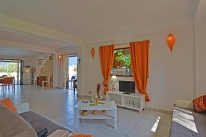 Villa Garofani image