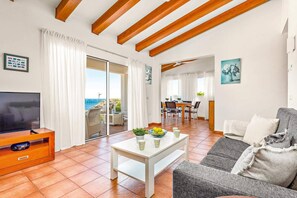 Villa Romani Arenal image