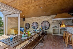 Villa Tess image
