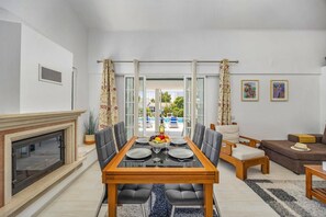 Villa Eliza image