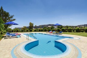 Villa Clive image