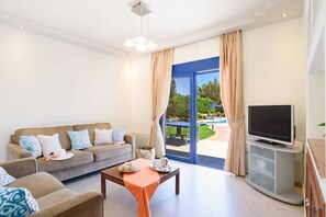 Villa Clive image