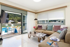 Villa Paleos Evergreen image