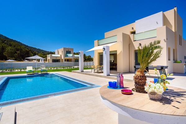 Villa Paleos Evergreen image