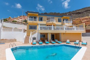 Villa Galicia image
