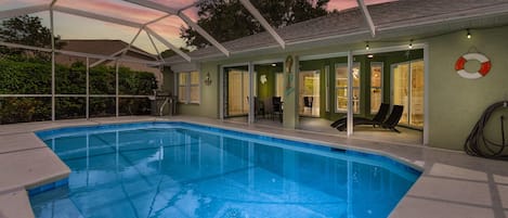 Pool Sunset View