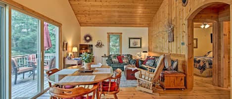 Mercer Vacation Rental Cabin | 2BR | 1BA | 1,000 Sq Ft | Steps for Access