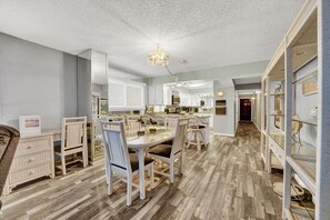 Dining/ Common Area