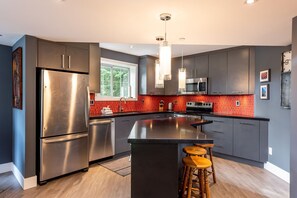 Fully equipped kitchen