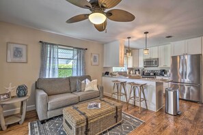 Home Interior | Beach-Themed Decor