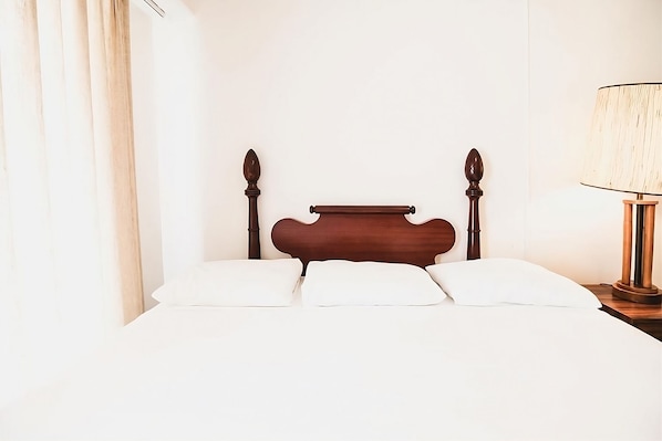 Comfortable Unit with King bed