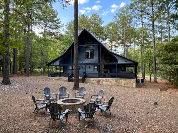 Can't beat this location!  Close to Beaver's Bend State Park and Broken Bow Lake