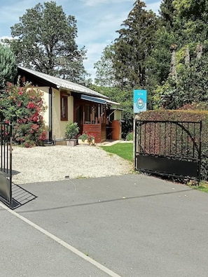gite qui ferme avec un portail