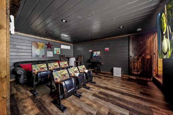 Amazing Movie Room!