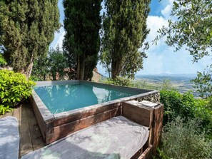 Schwimmbad des Ferienhauses