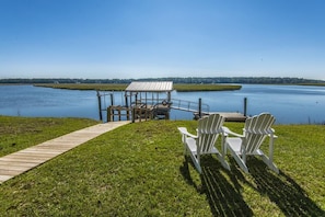 Dock View