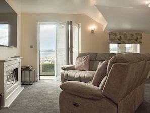 Living area | Kinneret Apartment, Silsden, near Keighley