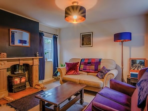 Living room | Fair View, Donington on Bain