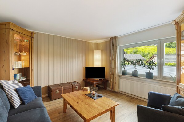 Ferienwohnung Dorlar-Photo, INSIDE, OUTSIDE