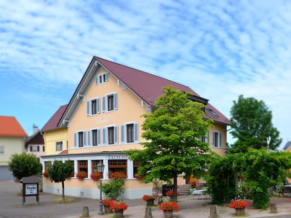 Gasthof zur Traube, (Bühl), LHS 07698