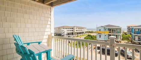Oceanview from the porch with seating and table to enjoy your favorite beverages!