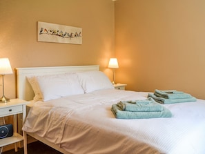 Double bedroom | Sunnyside, New Galloway