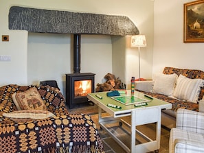 Living room | Nant Y Crogwyn, Penmachno