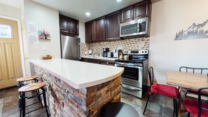Indoors, Room, Chair, Furniture, Oven