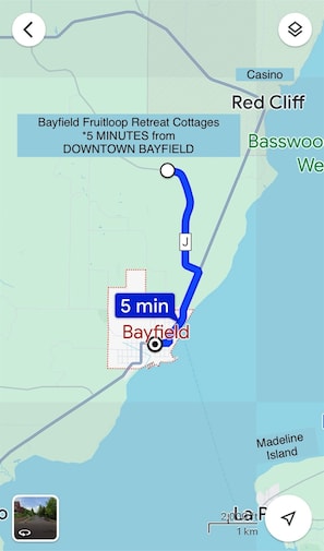 5 minutes from downtown Bayfield, WI. Cottage tucked away into the woods but only minutes to activities of downtown. We are located on the “Fruitloop” road going around Bayfield town 