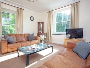 Living room | The Laurels - South Allington Barns, Kingsbridge