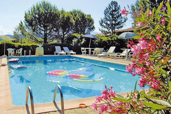 Piscine maison de vacances