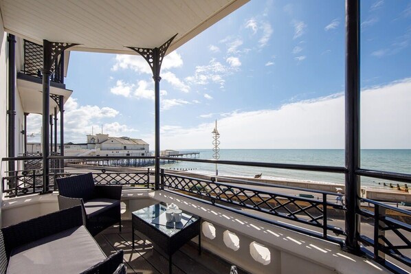 Welcome to The Royal, a listed property on the seafront