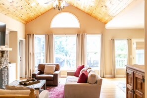 This is the main living room as soon as you enter the home.