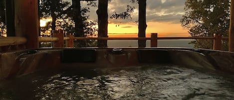 屋外スパ浴槽