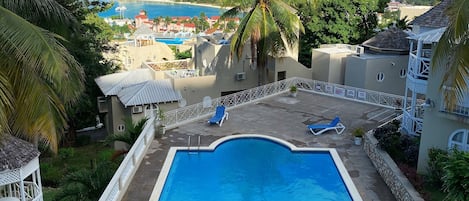 Pool and Ocean view 