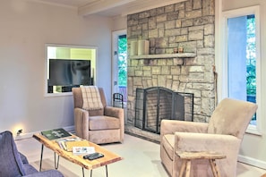 Living Area | Wood-Burning Fireplace | Firewood Provided