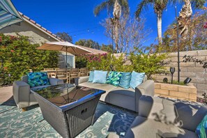 Private Backyard | Outdoor Seating Area | Electric Fire Pit