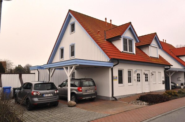 Fassade / Eingang