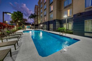 On-site swimming pool, family fun!
