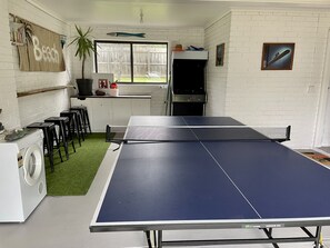 Games room in the garage