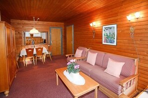 Ferienwohnung 1 70qm, Terrasse, Küche, 2 Schlafzimmer und 1 Wohnzimmer, 5 Pers.-Wohnbereich