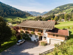 Extérieur maison de vacances [été]