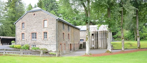 Extérieur maison de vacances [été]