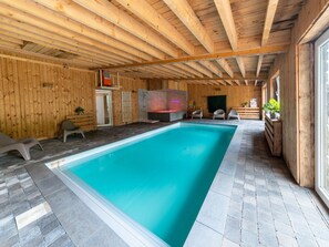 Holiday Home Swimming Pool