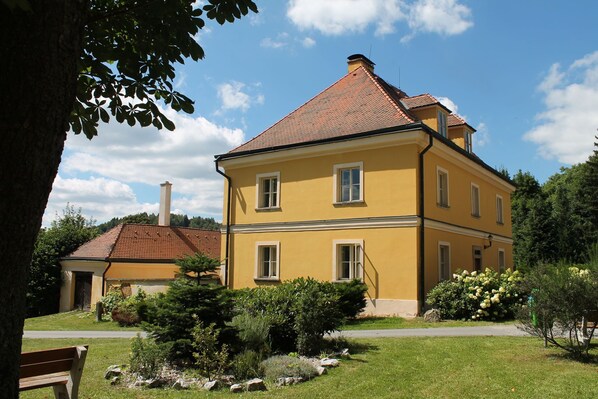 Holiday Home Exterior [summer]